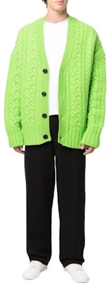 Ami Paris FW22 綠色羊毛單扣針織外套 (中性款)。 UKC151017300 Lookbook Ami Paris FW22 綠色羊毛單扣針織外套 (中性款)。 UKC151017300