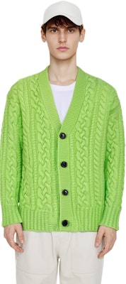 Ami Paris FW22 綠色羊毛單扣針織外套 (中性款)。 UKC151017300 Sizing Ami Paris FW22 綠色羊毛單扣針織外套 (中性款)。 UKC151017300