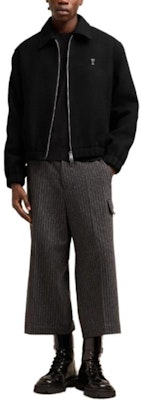 Ami Paris AMIPARIS FW24 黑色羊毛外套搭配心形刺繡。 HJK033WV0049-001 Lookbook Ami Paris AMIPARIS FW24 黑色羊毛外套搭配心形刺繡。 HJK033WV0049-001