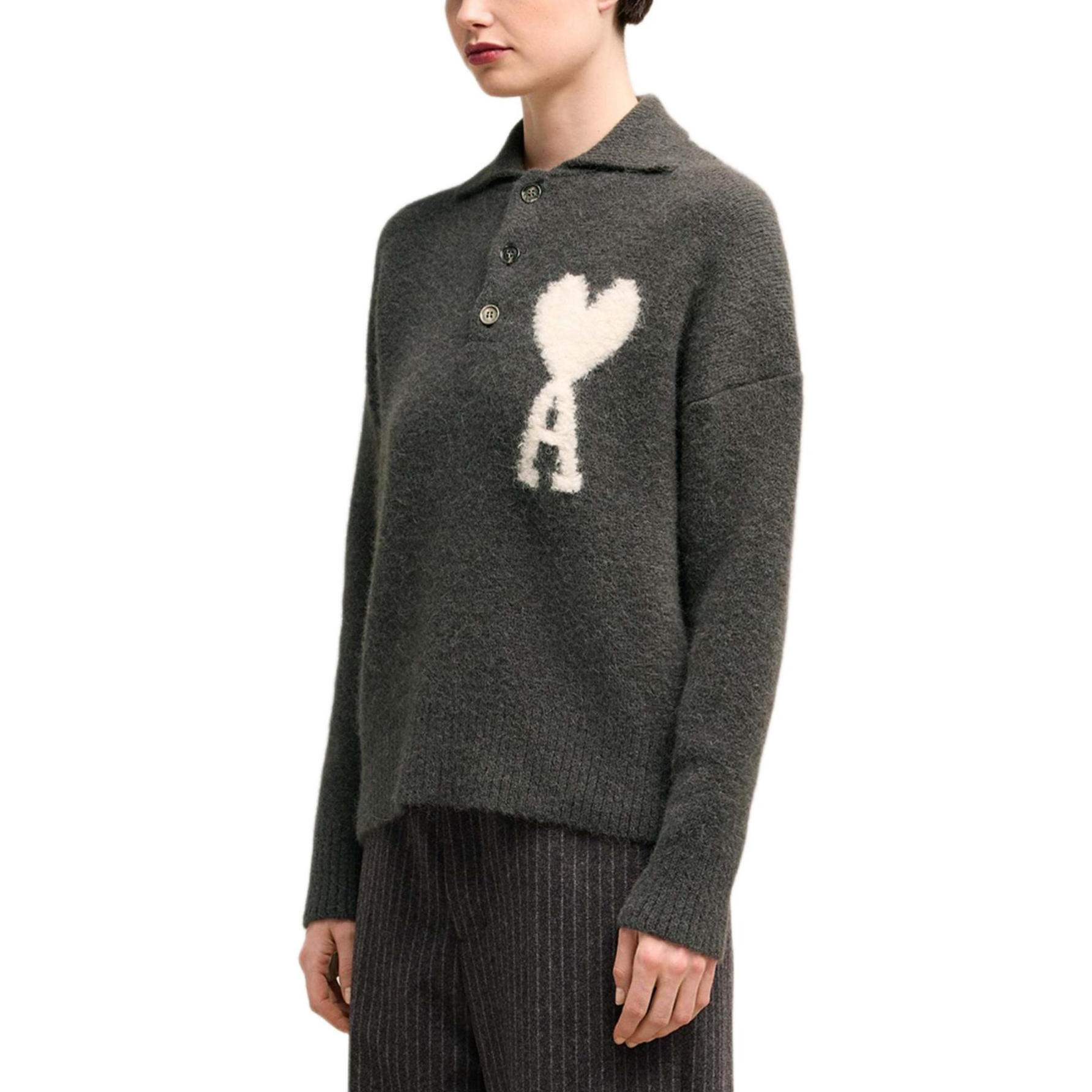 Purchase Ami Paris AMIPARIS FW24 心型設計針織Polo雲彩毛衣 中性款 深灰色. UPL325KN0032-061