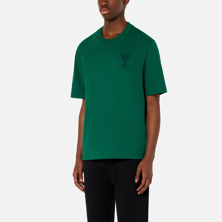 Lookbook Ami Paris AMIPARIS 綠色愛心刺繡寬鬆版型男士T恤 A21HJ128726-300