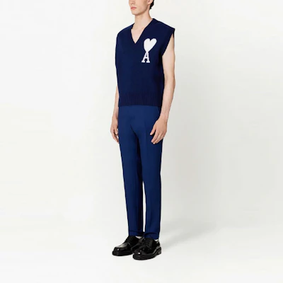 아미 파리 로고 프린트 브이넥 민소매 베스트 유니섹스 - 블루 UKS702018-493 Lookbook 아미 파리 로고 프린트 브이넥 민소매 베스트 유니섹스 - 블루 UKS702018-493