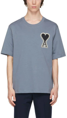 ami-paris-amiparis-ss-21-blue-heart-logo-embroidered-loose-fit-t-shirt-for-men-spee-21-hj-139726-400