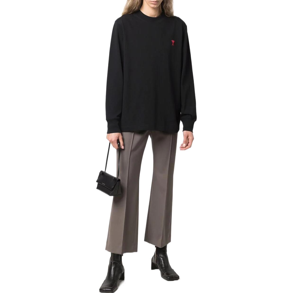 Lookbook 아미파리 AMIPARIS SS22 로고 풀오버 스웻셔츠 유니섹스 커플룩 블랙. UTS200701-001