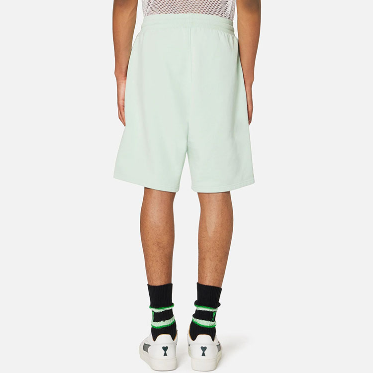 Shop Ami Paris AMIPARIS SS22 薄荷綠休閒短褲 寬鬆版 純色綁帶腰 HSO602-747441