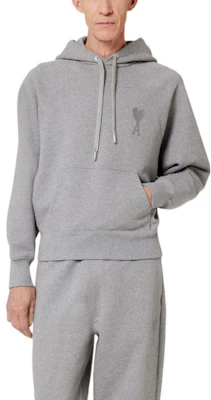 Ami Paris AMIPARIS SS22 男女款灰色連帽衫 刺繡標誌設計. USW202747-055 Lookbook Ami Paris AMIPARIS SS22 男女款灰色連帽衫 刺繡標誌設計. USW202747-055
