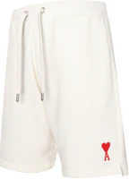 Lookbook Ami Paris AMIPARIS SS23 White Drawstring Shorts with Embroidered Logo. USO604747-175