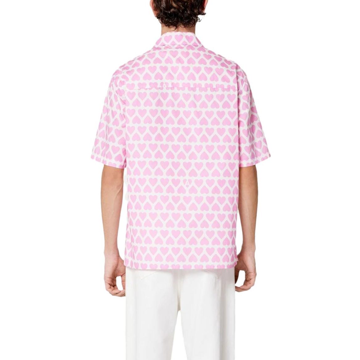 Shop Camisa de Manga Corta Rosa con Estampado de Corazones Ami Paris SS23. HSH203CO0029-662