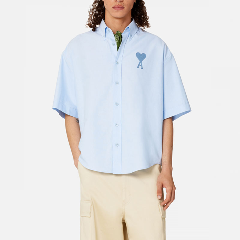 Details for Ami Paris AMIPARIS SS23 Camisa Azul Cielo de Manga Corta Unisex. USH201CO0031-450
