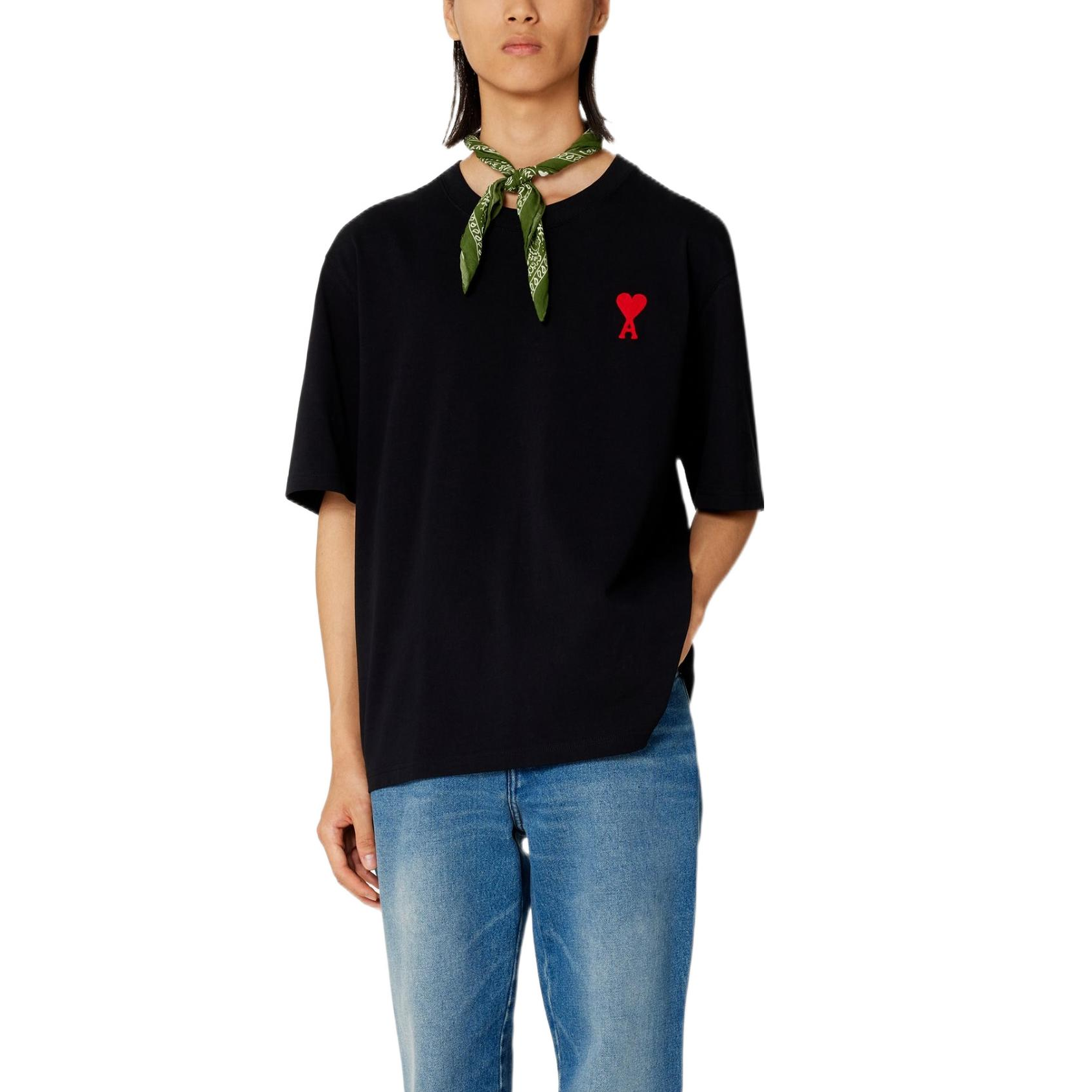 Shop Ami Paris AMIPARIS SS23 男女款黑色寬鬆版紅心刺繡T恤。 UTS004-726009