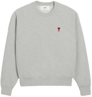 Ami Paris AMIPARIS SS24 Unisex Heart Embroidered Cotton Sweatshirt Light Grey Relaxed Fit. E24BFUSW005747-0951 Ami Paris AMIPARIS SS24 Unisex Heart Embroidered Cotton Sweatshirt Light Grey Relaxed Fit. E24BFUSW005747-0951