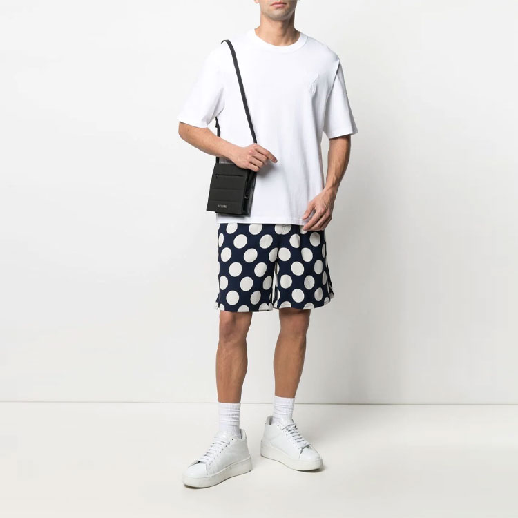 Purchase Ami Paris AMIPARIS Kaos Lengan Pendek Bordir Hati Putih Pria. A21HJ128726-100