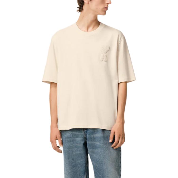 Shop Ami Paris Camiseta Unisex Minimalista Cómoda Beige Color Leche Manga Corta HTS055726-136