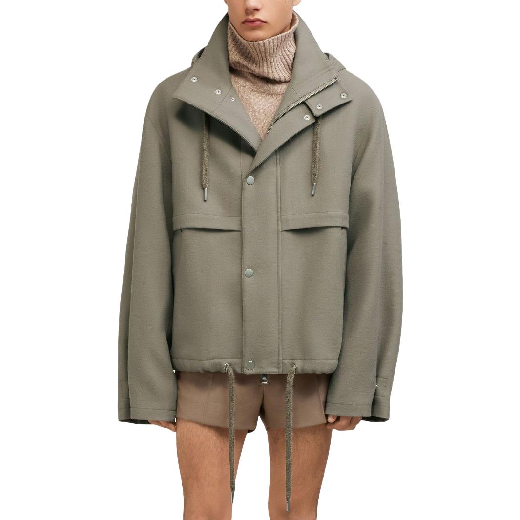 Lookbook Ami Paris Unisex Wool Gabardine Parka Berhud Gaya Designer. H23UJK309WV0018