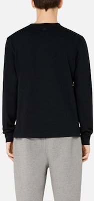 AMI PARIS 黑色长袖T恤 红心刺绣 版型。 A21HJ005701-001 Shop AMI PARIS 黑色长袖T恤 红心刺绣 版型。 A21HJ005701-001