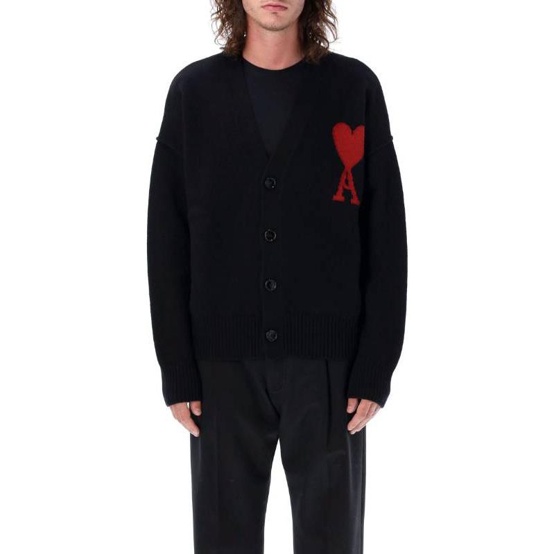 Lookbook AMI PARIS 經典愛心標誌V領針織外套 男女款 黑色 BFUKC006018-009