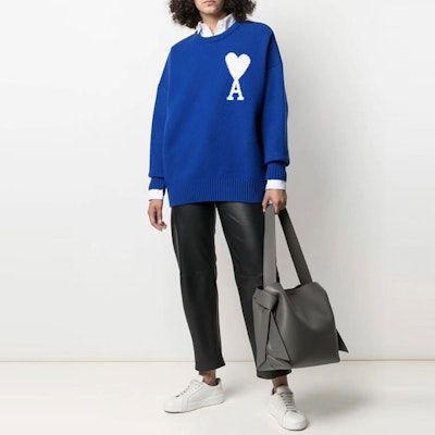 AMI Paris FW21大心型Logo羊毛寬鬆版型圓領毛衣男女藍色 H21K019-018490 Lookbook AMI Paris FW21大心型Logo羊毛寬鬆版型圓領毛衣男女藍色 H21K019-018490