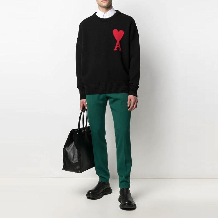 Shop AMI Paris FW21 黑色羊毛紅心標誌圓領男女款毛衣 H21K009018-001
