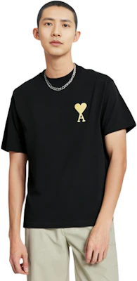 AMI Paris FW21 Capsule Golden Heart Logo Black Crewneck T-Shirt Mens. UTS017-701001 Sizing AMI Paris FW21 Capsule Golden Heart Logo Black Crewneck T-Shirt Mens. UTS017-701001
