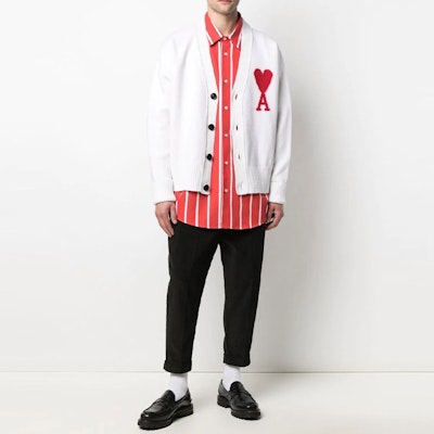 AMI PARIS FW21 紅色心形標誌V領羊毛寬鬆針織開衫 白色 男款 H21K303018-100 Shop AMI PARIS FW21 紅色心形標誌V領羊毛寬鬆針織開衫 白色 男款 H21K303018-100