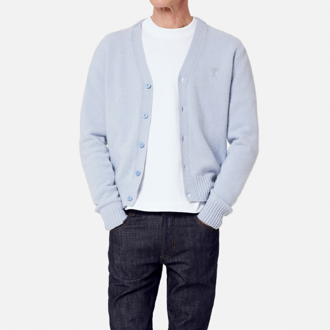 AMI Paris FW22  Light Blue V-Neck Pure Cashmere Sweater with Heart Logo HKC007.00543 圖 3