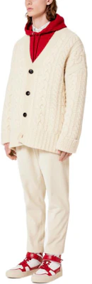 아미 파리 FW22 베이지 브이넥 니트 가디건 유니섹스 솔리드 컬러 UKC151017-150 Lookbook 아미 파리 FW22 베이지 브이넥 니트 가디건 유니섹스 솔리드 컬러 UKC151017-150