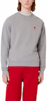 Lookbook AMI PARIS FW22 Grey Sweatshirt with Red Heart Embroidery Unisex Crewneck BFUSW001730-055