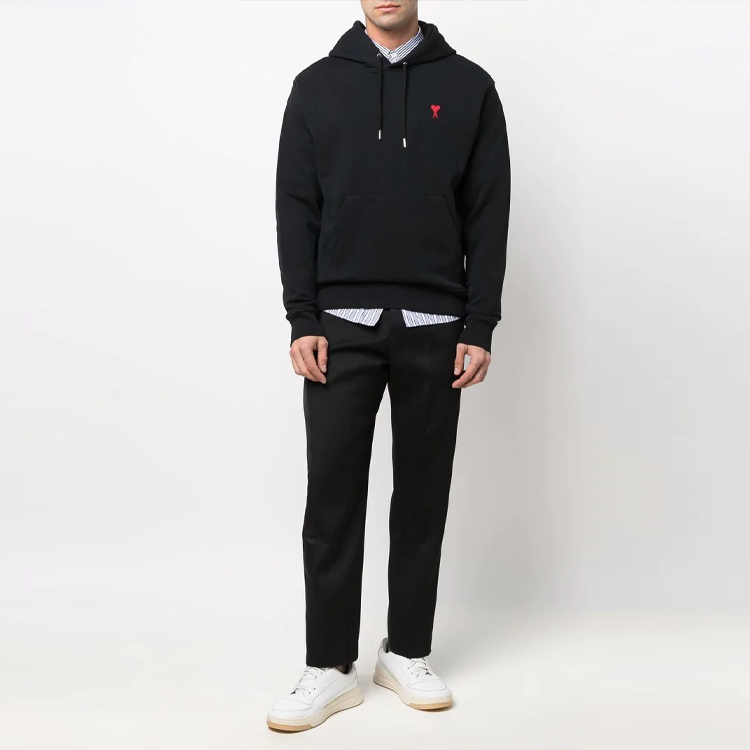 Lookbook AMI Paris 2022秋冬心形Logo印花黑色連帽衫 男女適穿 BFUSW200730-001