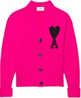 AMI Paris FW22 Heart Logo Wool V-Neck Cardigan Sweater Unisex Dragon Fruit Color UKC002018-629 AMI Paris FW22 Heart Logo Wool V-Neck Cardigan Sweater Unisex Dragon Fruit Color UKC002018-629