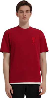 아미 파리 FW22 유니섹스 하트 로고 자수 레드 티셔츠. UTS002726-600 Sizing 아미 파리 FW22 유니섹스 하트 로고 자수 레드 티셔츠. UTS002726-600