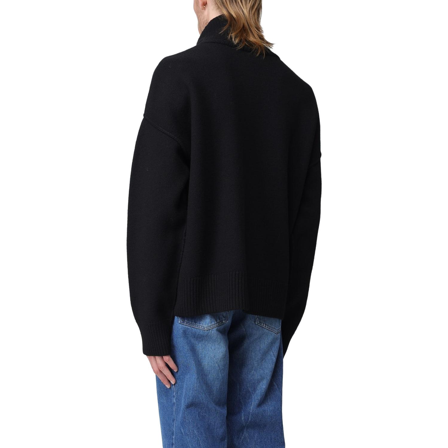 Shop AMI PARIS FW23 Klasik Logo Hati Hitam Turtleneck Sweater Lelaki. BFUKS406018-009