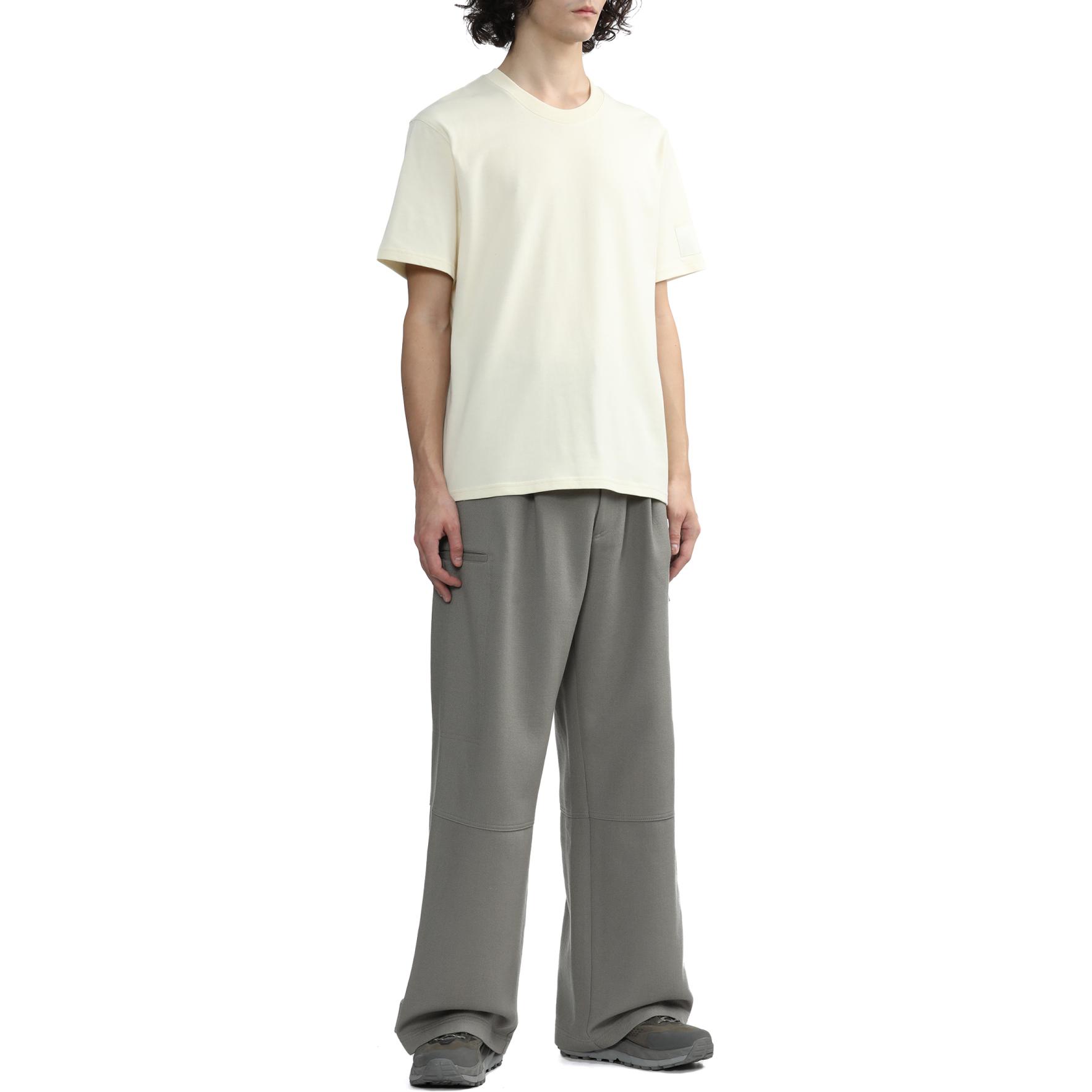 Shop AMI Paris FW23 Patchwork Crewneck T-Shirt Lengan Pendek Gading Unisex UTS017.726-1