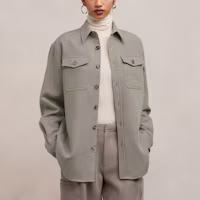 Details for AMI Paris FW23 男女款長袖襯衫外套附前翻蓋口袋。 UJK224WV0030281