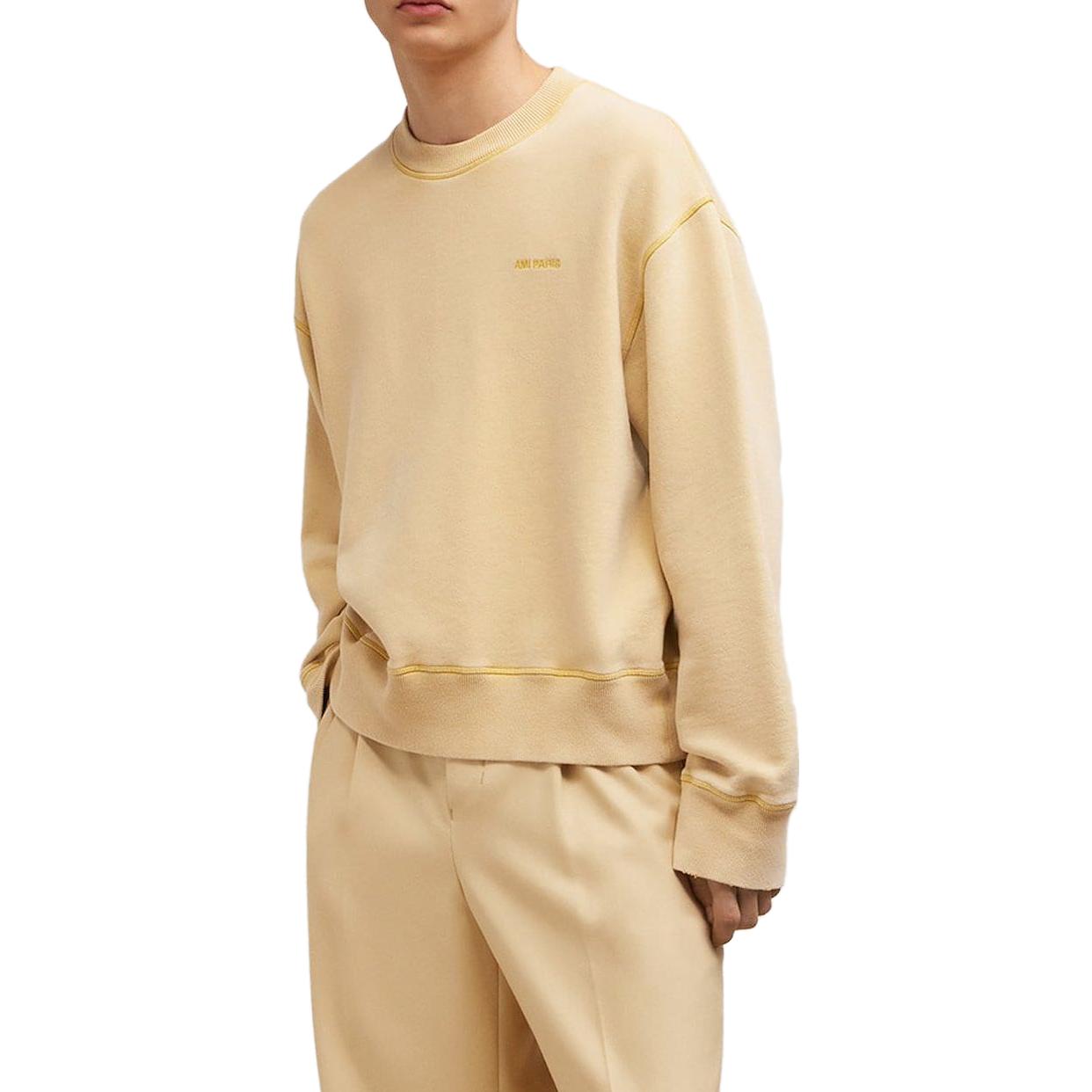 Lookbook AMI Paris FW23 男女同款洗滌棉質套頭衛衣 香草奶油色 USW016JE0052718