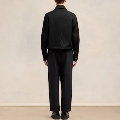 AMI PARIS FW24 黑色尼龙扣式户外夹克 男女同款 带标志设计 UJK242PA0007-001 Shop AMI PARIS FW24 黑色尼龙扣式户外夹克 男女同款 带标志设计 UJK242PA0007-001