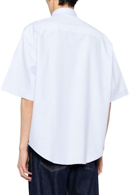 Camisa Unisex Manga Corta Azul AMI Paris con Corazón Bordado. H23HSH230CO0031 Shop Camisa Unisex Manga Corta Azul AMI Paris con Corazón Bordado. H23HSH230CO0031