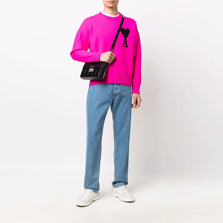 AMI Paris SS22 Big Heart Logo Wool Crewneck Sweater Unisex Dragon Fruit Color. UKS002018-629 圖 4