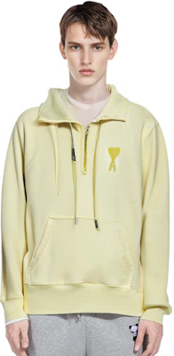 아미 파리 SS22 로고 하트 디자인 옐로우 하프집 풀오버 후디. USW502-747703 Purchase 아미 파리 SS22 로고 하트 디자인 옐로우 하프집 풀오버 후디. USW502-747703