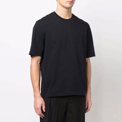 AMI PARIS SS22 Baju Hitam Unisex Logo Hati Sulam Lengan Pendek. UTS002726-001 Purchase AMI PARIS SS22 Baju Hitam Unisex Logo Hati Sulam Lengan Pendek. UTS002726-001