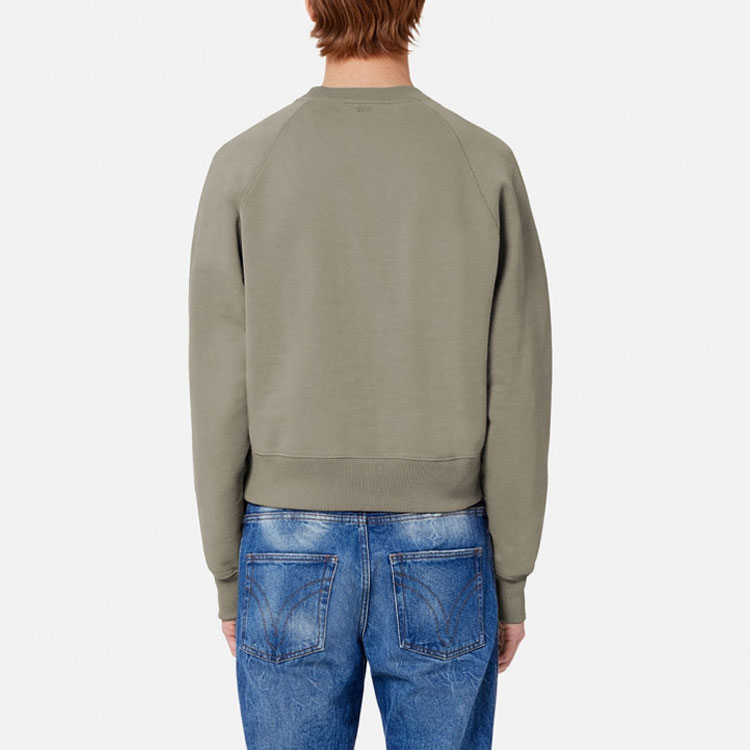 Shop AMI Paris SS22 心形刺繡標誌棕色男女款套頭衛衣 USW002747-267