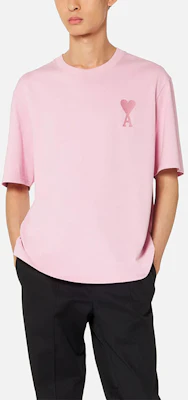 AMI Paris SS22 Kemeja-T Leher Bulat Uniseks Logo Jantung Bordir Merah Jambu. UTS002726-655 Shop AMI Paris SS22 Kemeja-T Leher Bulat Uniseks Logo Jantung Bordir Merah Jambu. UTS002726-655