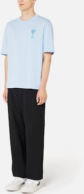 AMI PARIS SS22 サマー キャンディ ハート ロゴ 刺繍 ユニセックス ブルーTシャツ UTS002726-450 Purchase AMI PARIS SS22 サマー キャンディ ハート ロゴ 刺繍 ユニセックス ブルーTシャツ UTS002726-450