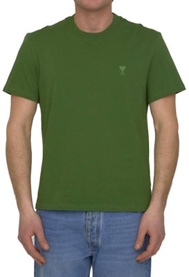 AMI PARIS SS23 Kemeja-T Lelaki Lengan Pendek Hijau Sulaman Hati. UTS022726-311 Lookbook AMI PARIS SS23 Kemeja-T Lelaki Lengan Pendek Hijau Sulaman Hati. UTS022726-311