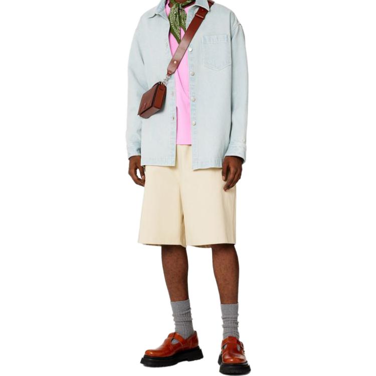 Lookbook AMI Paris SS23 素色彈性腰圍休閒短褲 男款 香草色 HSO302CO00091-709