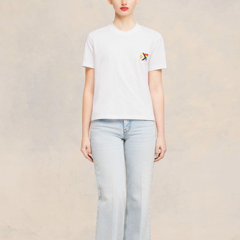 AMI Paris SS24 Rainbow Heart Relaxed Fit T-Shirt Unisex White SPUTS019724-100 圖 4