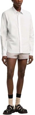 AMI PARIS Camisa Unisex Blanca de Manga Larga con Diseño de Cuello Abotonado. USH150CO0063-100 Shop AMI PARIS Camisa Unisex Blanca de Manga Larga con Diseño de Cuello Abotonado. USH150CO0063-100