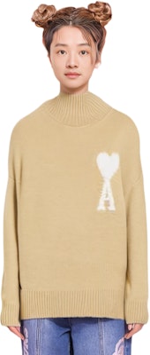 AMI PARIS黃色愛心標誌羊駝毛混紡高領毛衣男女同款 UKS425KN0032-719 Lookbook AMI PARIS黃色愛心標誌羊駝毛混紡高領毛衣男女同款 UKS425KN0032-719