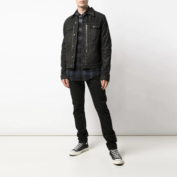 Purchase AMIRI 黑色休閒版型丹寧外套，帶多功能口袋與拉鍊設計。 W9M04155RD-BKX