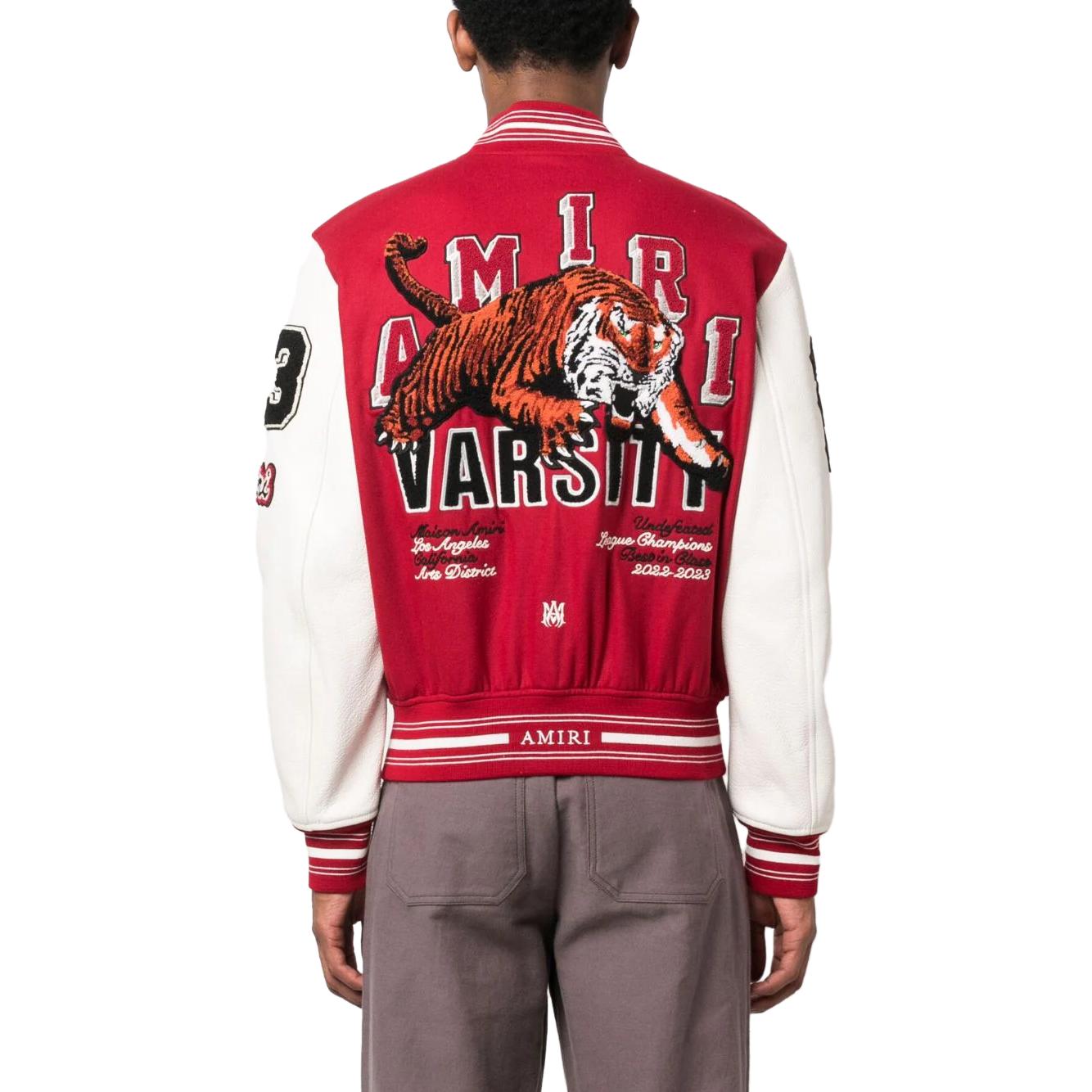 Shop AMIRI 紅色標誌印花寬肩扣式外套 PF23MOS003610