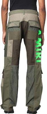 AMIRI FW22 グリーンカーゴパンツ パッチワークロゴプリント入り PF22MPF004310 Shop AMIRI FW22 グリーンカーゴパンツ パッチワークロゴプリント入り PF22MPF004310